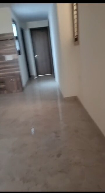 Room in 3 BHK Builder Floor at Pratap Vihar – for Sale