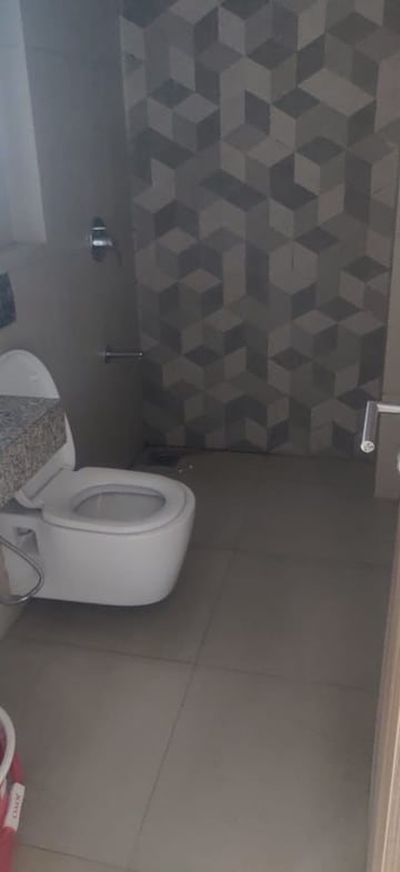 Attached Bathroom in 3 BHK Apartment at Kalpataru Parkcity Sunrise, Kolshet Road – for Rent
