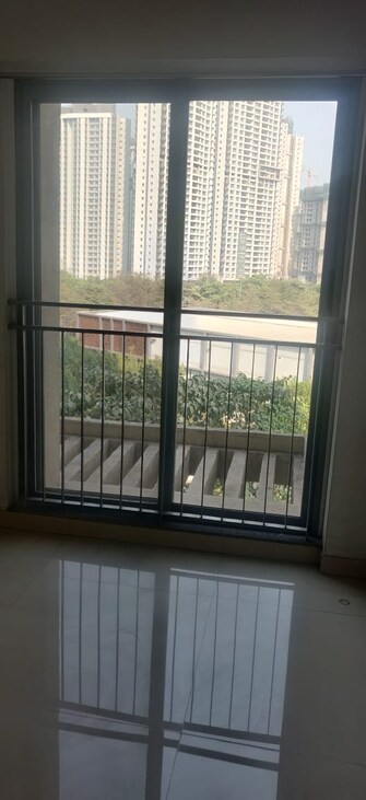 3 BHK Apartment For Rent in Kalpataru Parkcity Sunrise Kolshet Road Thane  8092036