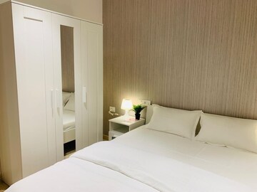 Bedroom in 2 BHK Apartment at Castle Rock, Powai – for Rent