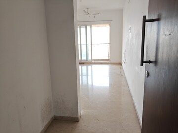 Room in 3 BHK Apartment at Ashar Residency, Pokhran Road No 2 – for Rent
