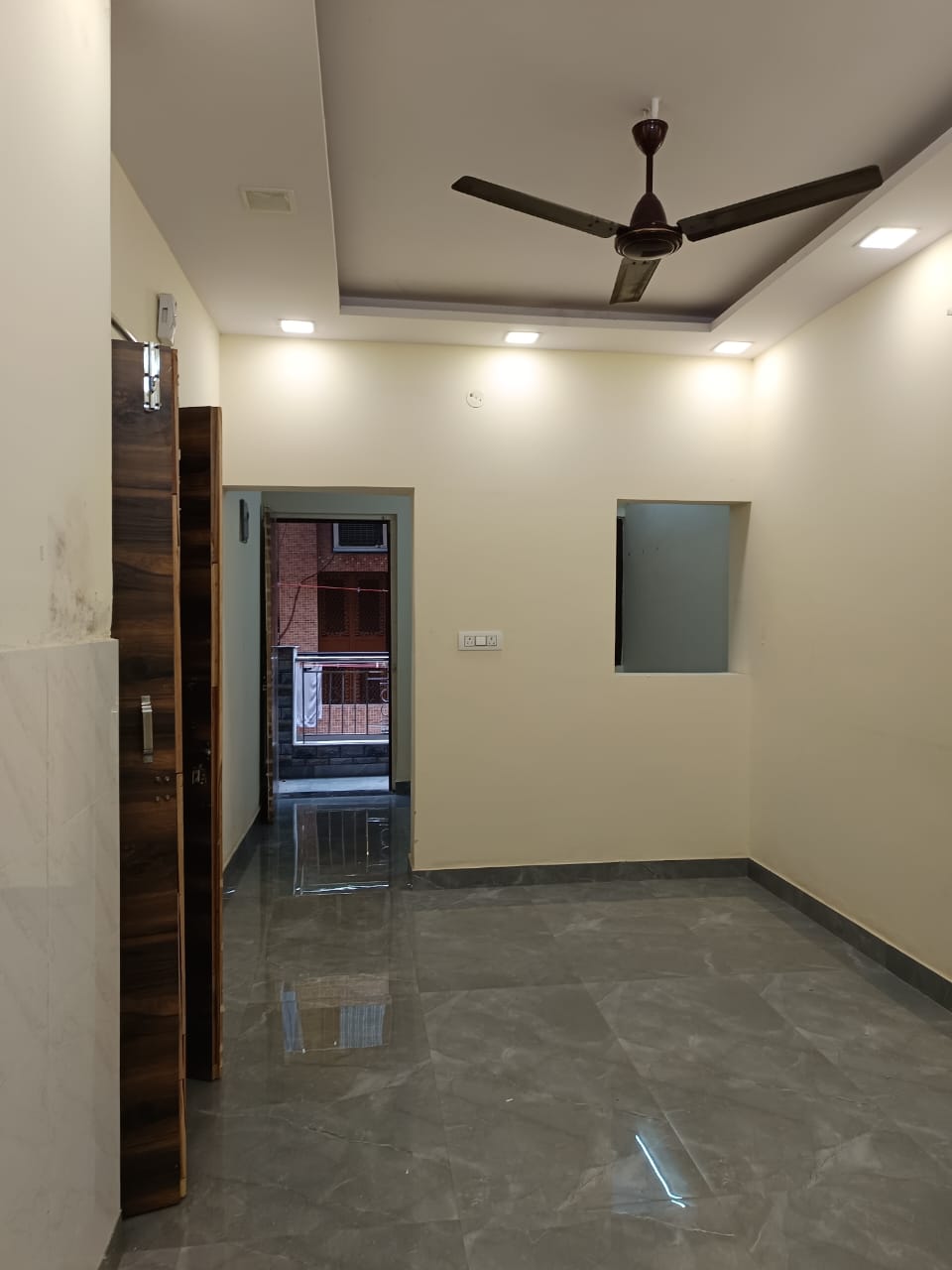 2 BHK + Pooja Room,Servant Room,Study Room,Extra Room Apartment For Sale in Block  A6 Paschim Vihar 
