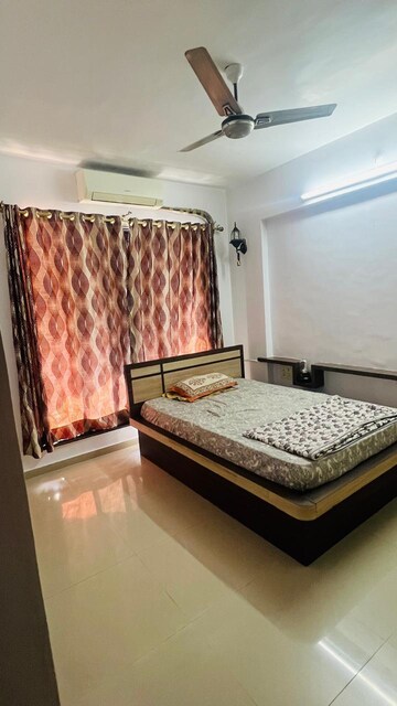 Bedroom in 2 BHK Apartment at Chaurang CHS, Sanpada – for Rent