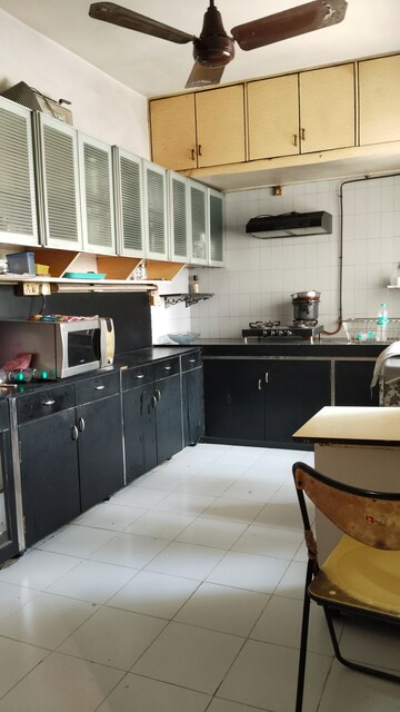 Kitchen in 3 BHK Apartment at Reputed Hrishikesh Apartment, Prabhadevi – for Rent