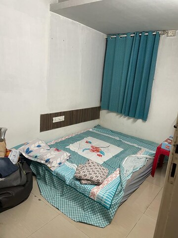 Bedroom in 1.5 BHK Apartment at Padmavati Trikutta Towers CHS, Powai – for Rent