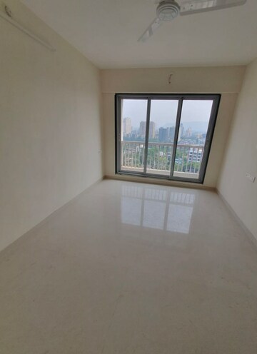 Room in 2 BHK Apartment at Panch Pakhadi – for Rent