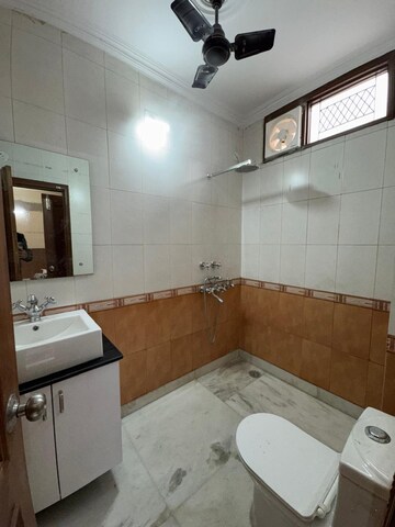 Attached Bathroom in 3 BHK Builder Floor at Greater Kailash Part 3 – for Rent