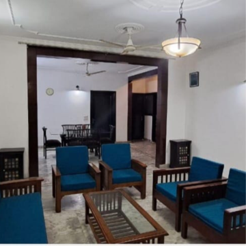 Living Room in 3 BHK Builder Floor at Kalkaji – for Rent
