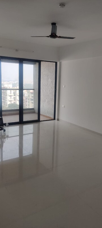 Room in 2 BHK Apartment at Dream Metropark County, Balewadi – for Rent