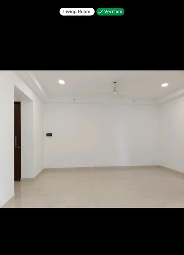 Room in 2 BHK Apartment at Sunteck City Avenue 1, Goregaon West – for Rent
