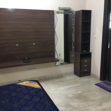 Living Room in 3 BHK Builder Floor at East Of Kailash – for Rent