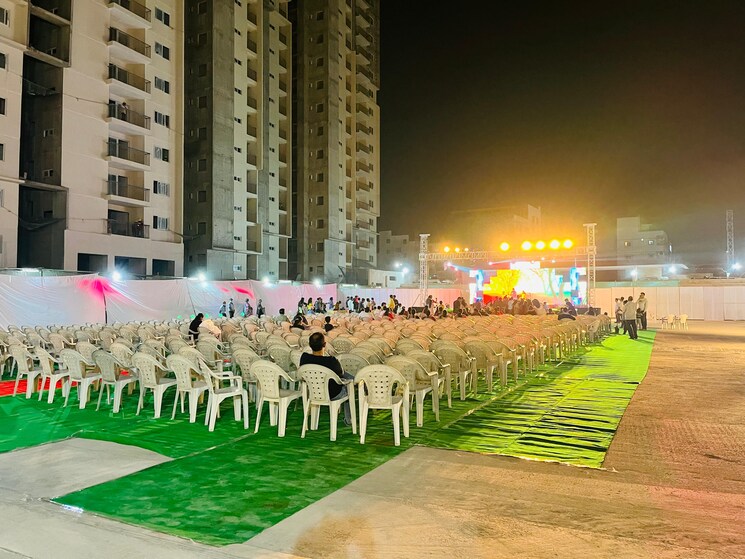 Swimming Pool, indis-viva-city 3 Bedroom 2595 Sq.Ft. Apartment In Kondapur Hyderabad 8092297