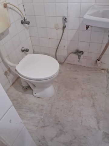 Bathroom in 2 BHK Apartment at Paya CHS Aundh, Aundh – for Rent