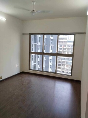 Room in 2 BHK Apartment at Rajesh Raj Infinia, Malad West – for Rent
