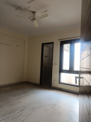 Room in 5 BHK Villa at Sector 47 – for Sale