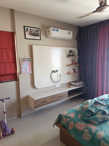 Furnished Amenities in 3 BHK Apartment at SiddhiVinayak Sunshree Emerald, Kondhwa – for Rent