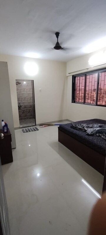 Bedroom in 3 BHK Apartment at Ram Niwas Goregaon West, Goregaon West – for Rent