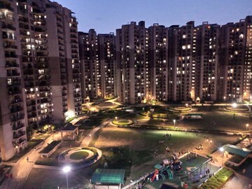 4 BHK Penthouse For Sale in Logix Blossom County, Sector 137