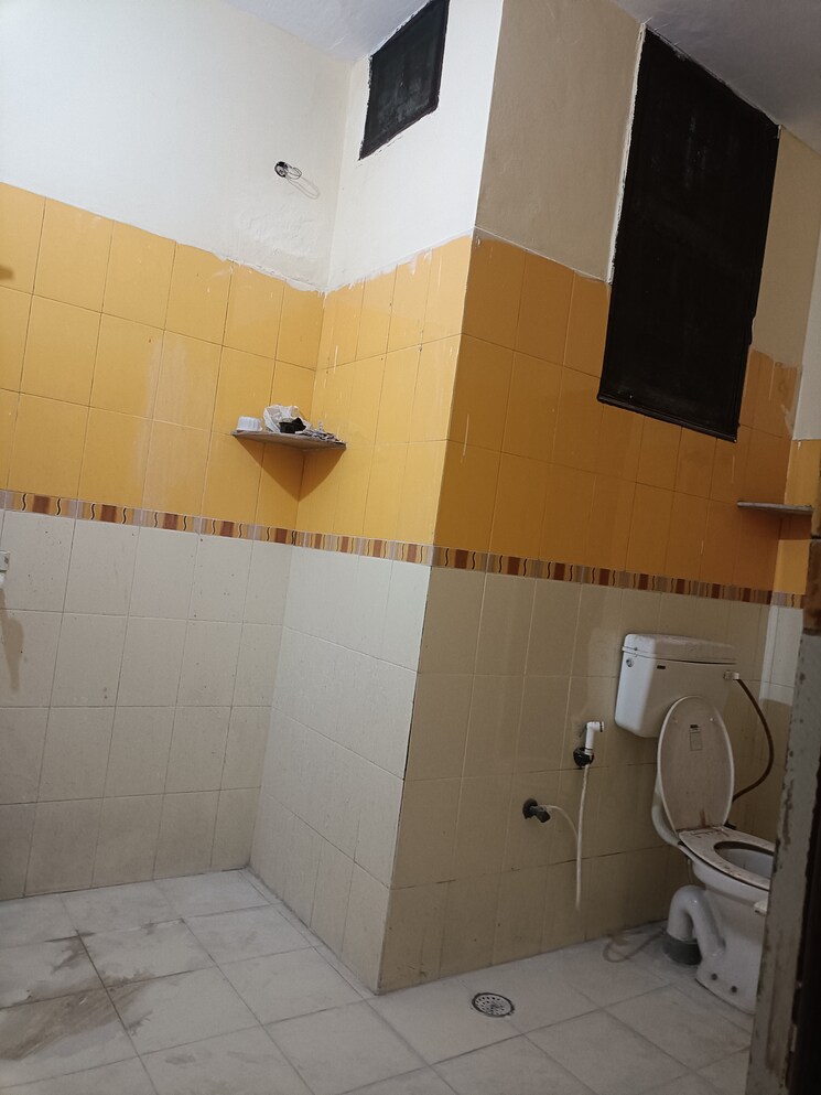 Master Bedroom, sector 50 5 Bedroom 112 Sq.Mt. Villa In Sector 50 Noida 8092488