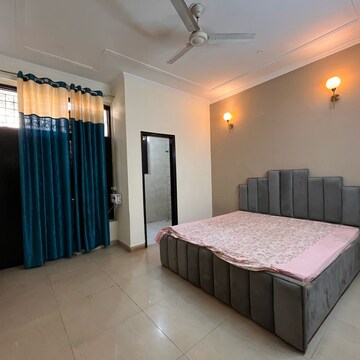 Bedroom in 2 BHK Builder Floor at Sushant Lok 2, Sector 56 – for Rent