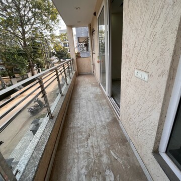 Balcony in 2.5 BHK Builder Floor at Ansal Sushant Lok I, Sector 43 – for Rent