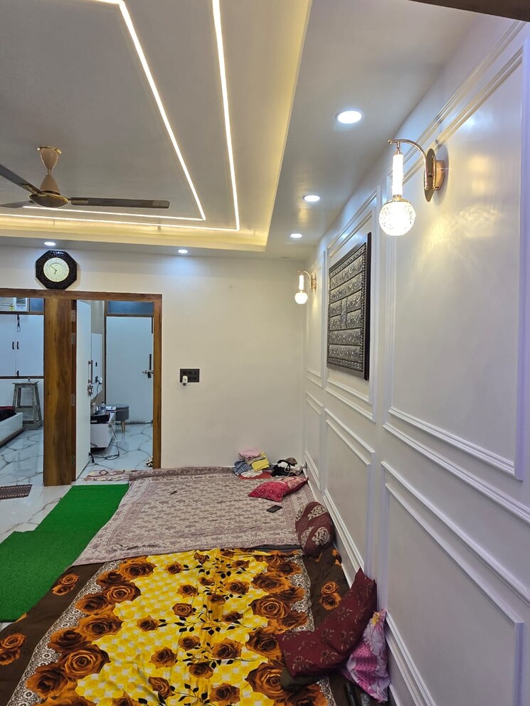 Bedroom, zakir nagar 3 Bedroom 900 Sq.Ft. Apartment In Zakir Nagar Delhi 8092623