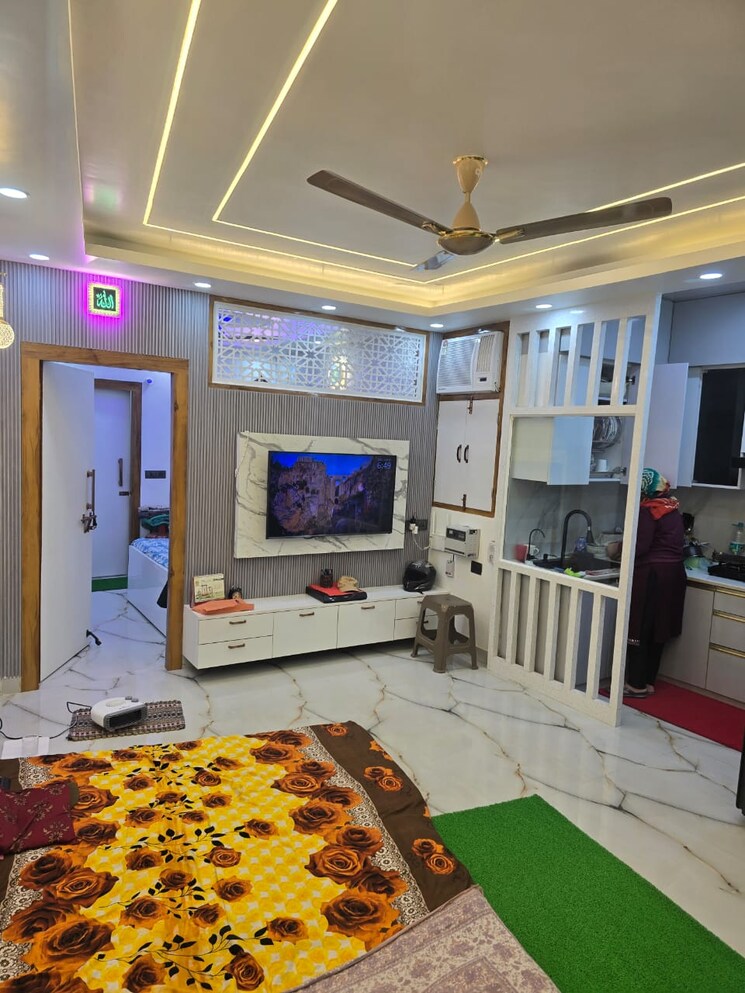 Bedroom, zakir nagar 3 Bedroom 900 Sq.Ft. Apartment In Zakir Nagar Delhi 8092623