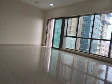 Room in 3 BHK Apartment at Sunteck City Avenue 2, Goregaon West – for Rent