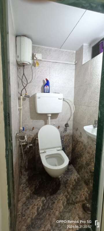 Bathroom in 1 BHK Apartment at Naupada – for Rent