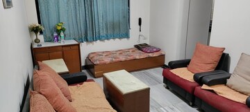 Room in 1 BHK Apartment at Naupada – for Rent