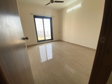 Room in 2 BHK Apartment at Mantra Montana Phase 6, Dhanori – for Sale
