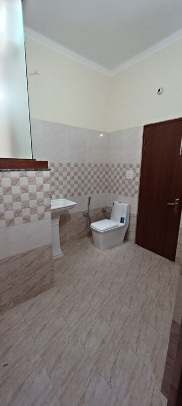Bathroom in  Pg at Vip Road – for Rent