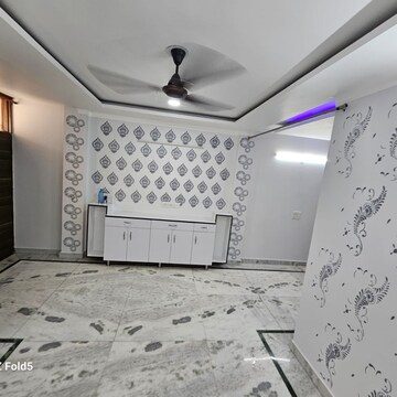 Building Lobby in 2.5 BHK Builder Floor at Malviya Nagar – for Sale