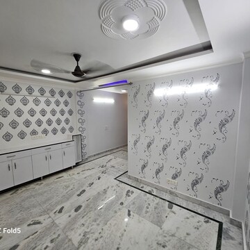 Room in 2.5 BHK Builder Floor at Malviya Nagar – for Sale