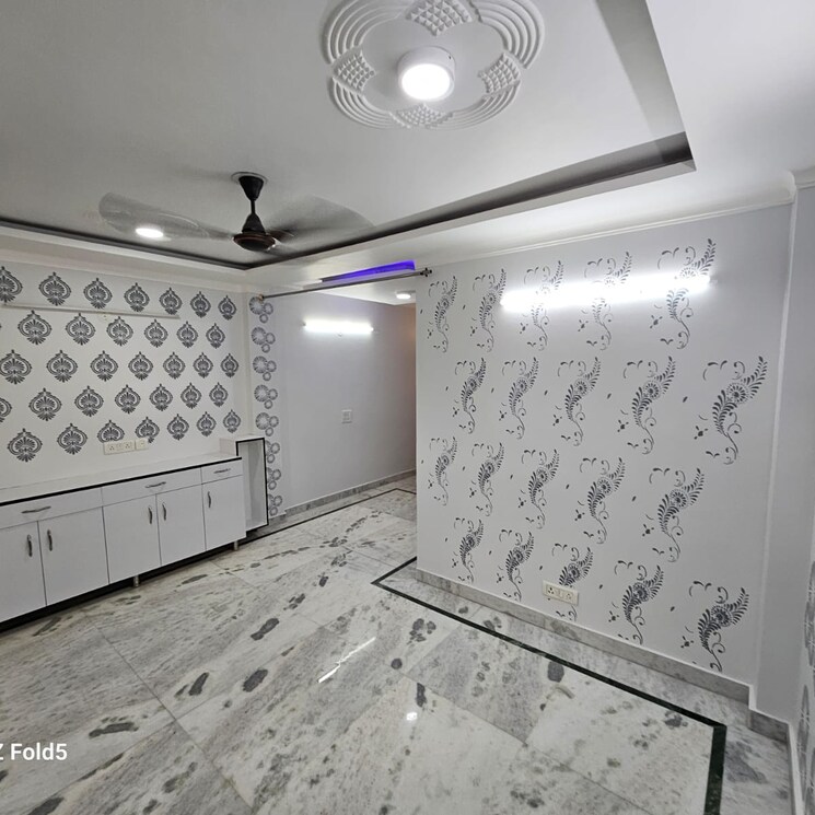 Room, malviya nagar 2.5 Bedroom 900 Sq.Ft. Builder Floor In Malviya Nagar Delhi 8092790