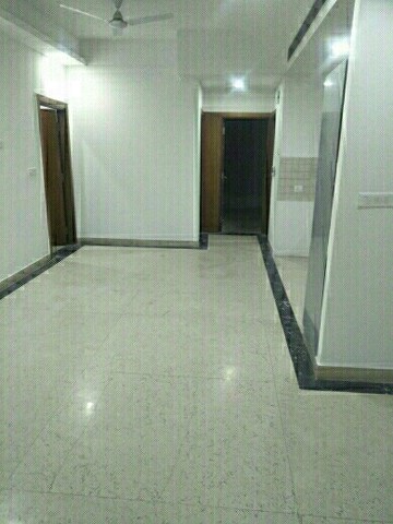 Room in 3.5 BHK Apartment at Supertech ORB, Sector 74 – for Rent