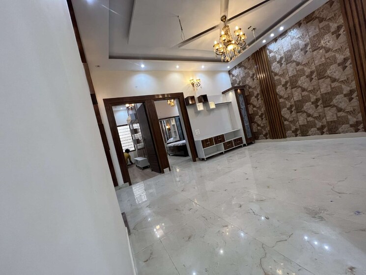 Room, sunny enclave 3 Bedroom 125 Sq.Yd. Builder Floor In Sunny Enclave Mohali 8092847
