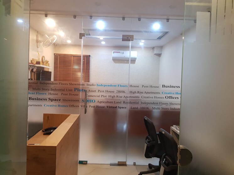 Team Area, motia-citi-royal-business-park Commercial Office Space 400 Sq.Ft. In Ambala Highway Zirakpur 8092846