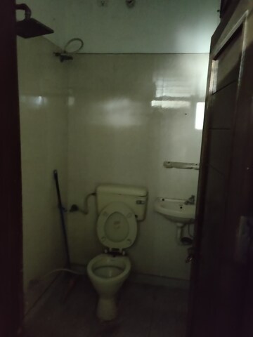 Bathroom in 6+ BHK Villa at Dera Bassi – for Sale