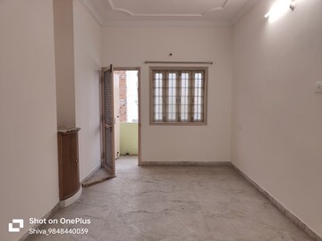 Room in 3 BHK Apartment at Tarnaka – for Sale