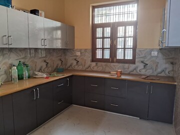 2 BHK Builder Floor For Rent in Gomti Nagar