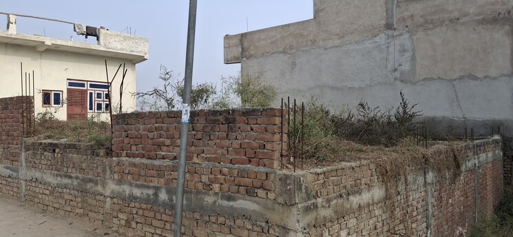 undefined, upsidc site b  80 Sq.Yd. Plot In Upsidc Site B Greater Noida 8092927