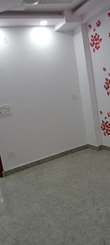 1 BHK Builder Floor For Sale in Govindpuri
