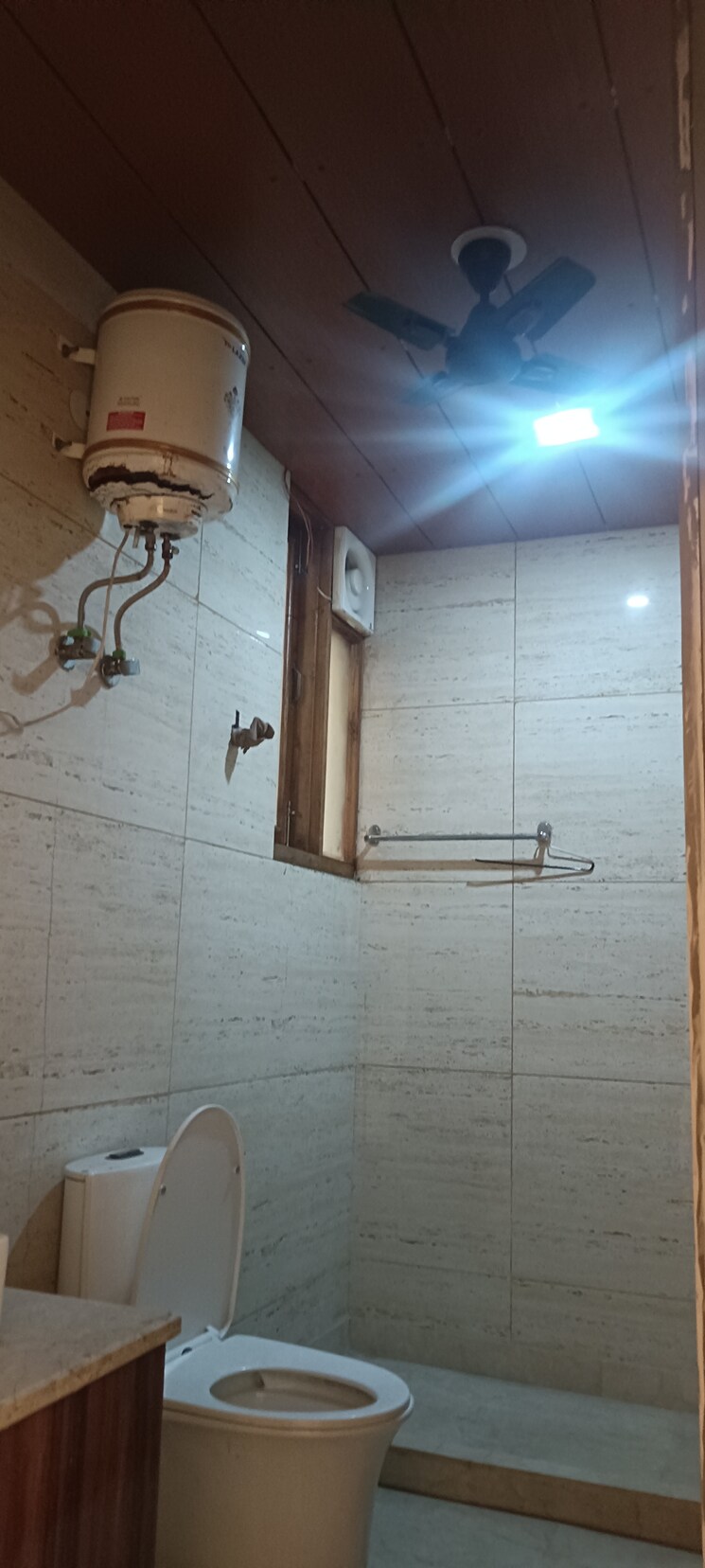 Bathroom, sector 45 6 Bedroom 125 Sq.Mt. Villa In Sector 45 Noida 8092996