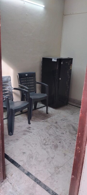Living Room in 2 BHK Builder Floor at Govindpuri – for Rent