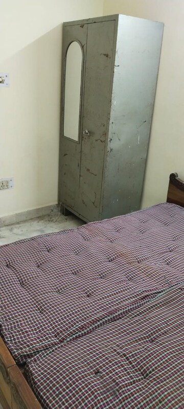 Bedroom in 2 BHK Builder Floor at Govindpuri – for Rent