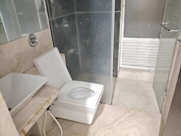 Bathroom in 3.5 BHK Apartment at Kabra Hyde Park, Manpada – for Rent