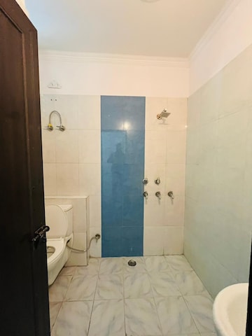 Bathroom in 3 BHK Builder Floor at Sector 42 – for Sale