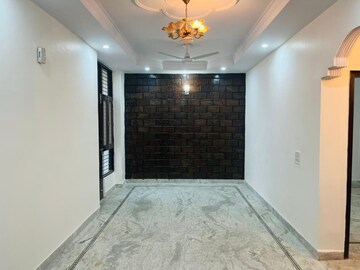 Living Room in 3 BHK Builder Floor at Sector 42 – for Sale