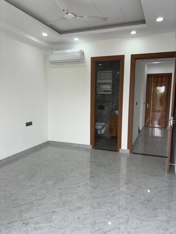 Building Lobby in 3 BHK Builder Floor at Sector 9 – for Rent